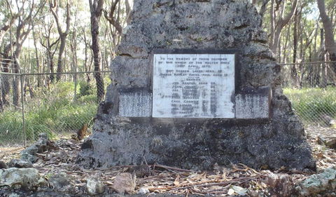 Monument Beach Picnic Area - Tourism Guide 3