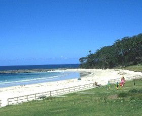 Mollymook Beach - Tourism Guide 2