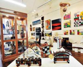 Nimbin Artists Gallery - Tourism Guide 0