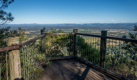 Newbys Lookout - Tourism Guide 0