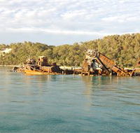 Tangalooma Wrecks Dive Site - Tourism Guide