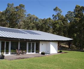 Barton Jones Wines - Travel Agents 3