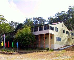 Port Stephens Community Arts Centre - Tourism Guide 1