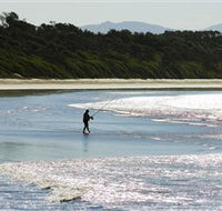 Old Bar Beach - Tourism Guide