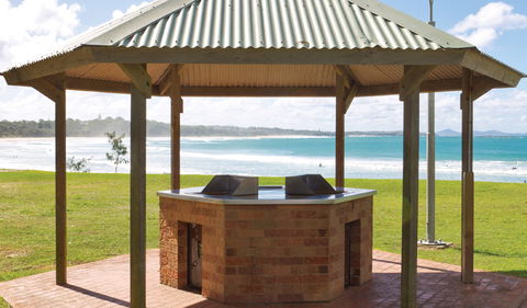 Woolgoolga Beach And Headland - Travel Agents 3