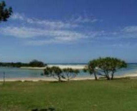 Hastings Point Beach - Tourism Guide 0