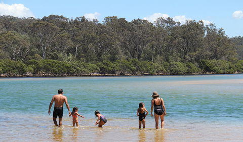 Nelson Lagoon - Tourism Guide 2