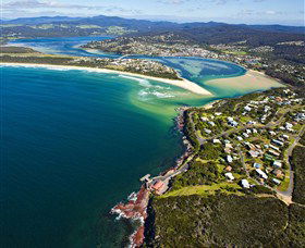 Merimbula Main Beach - Tourism Guide 1