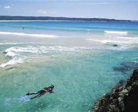 Merimbula Main Beach - Tourism Guide 0