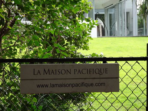 La Maison Pacifique - Tourism Guide 0