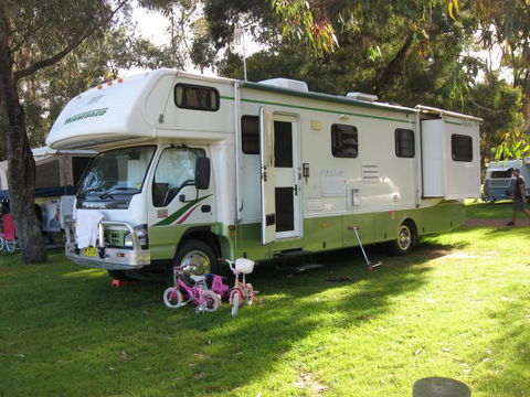 Taunton Farm Holiday Park - Cruises Travel 7