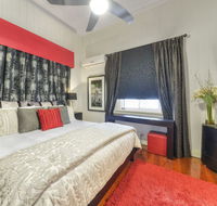 One Thornbury Boutique Bed and Breakfast - Tourism Guide