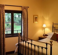 MossGrove Bed and Breakfast - Tourism Guide