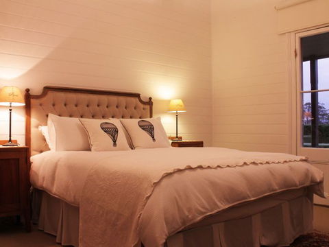 All Saints Bed And Breakfast - Travel Agents 1