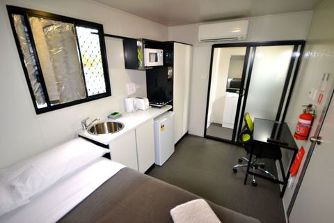 Mycow Accommodation Mackay - Cruises Travel 2