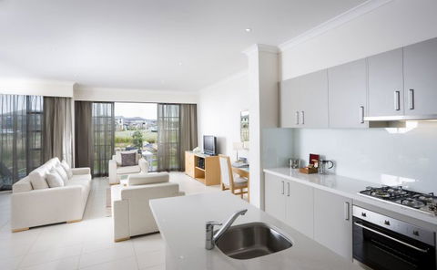 Mercure Kooindah Waters Central Coast - Tourism Guide 2