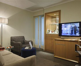 Holiday Inn Parramatta - Tourism Guide 1
