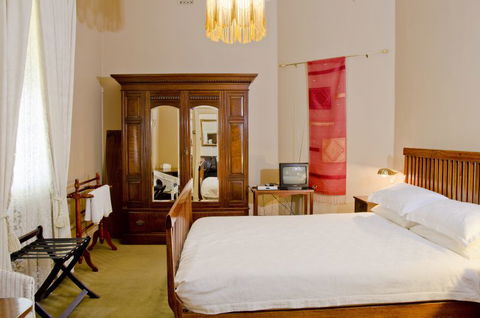Imperial Fine Accommodation - Tourism Guide 2