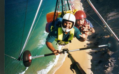 David Cookman–Sunshine Coast Hang Gliding - Tourism Guide 0