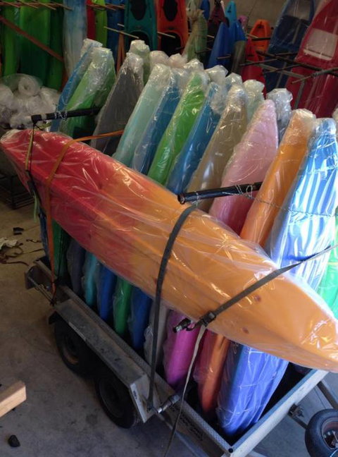 Australis Canoes & Kayaks - Travel Agents 1