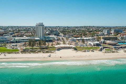A Day Of Leisure On The Sunset Coast - Tourism Guide 0