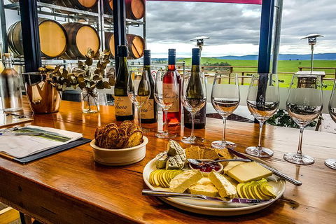 WEEKEND LOVERS Yarra Valley Wine Tour Departing From Melbourne - Weekends Only - Tourism Guide 0