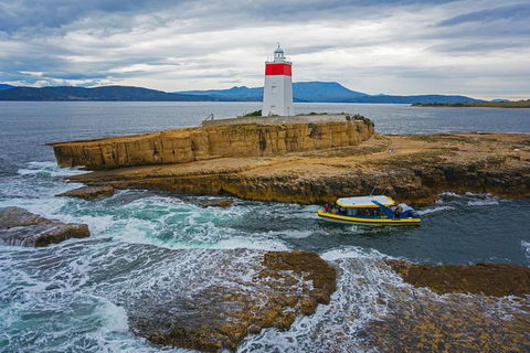 Hobart Sightseeing Cruise Including Iron Pot Lighthouse - Tourism Guide 0