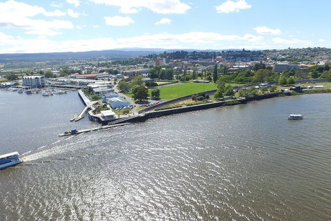 Batman Bridge 4 Hour Luncheon Cruise Including Sailing Into The Cataract Gorge - Tourism Guide 3