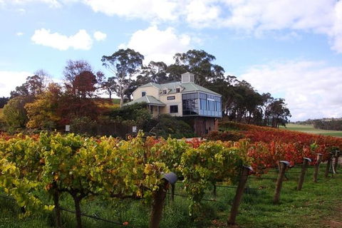 Adelaide Hills Day Tour. Winery Cellar Doors - Tourism Guide 1