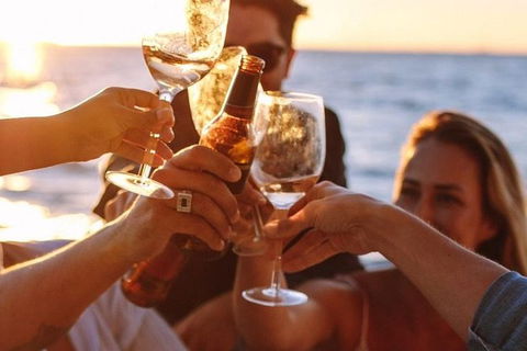Adelaide Ocean Safari - Twilight Safari - Tourism Guide 0