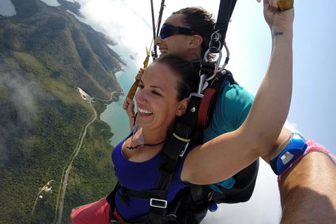 Airlie Beach Tandem Skydive - Tourism Guide 3