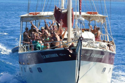 2-Day Whitsundays Sailing Adventure: SV Whitehaven - Tourism Guide 0