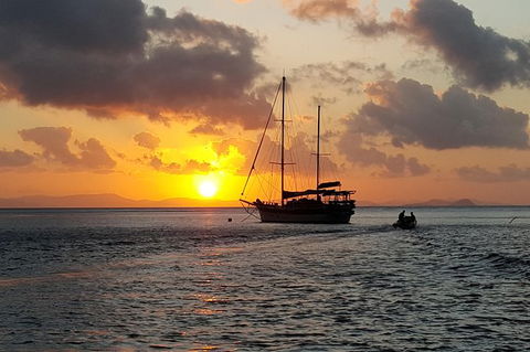 2-Day Whitsundays Sailing Adventure: SV Whitehaven - Tourism Guide 7