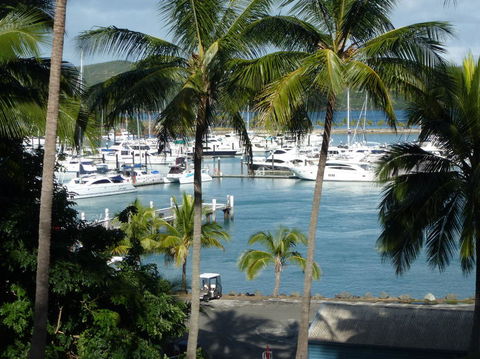 Whitehaven Beach And Hamilton Island Cruise - Tourism Guide 7