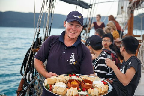 Whitsundays Sunset Sailing Cruise - Tourism Guide 5