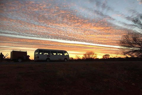 Bus Transfer: Alice Springs To Ayers Rock Resort - Tourism Guide 0