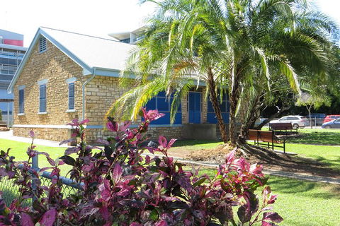 Darwin Walking Tour: World War II Reflections - Tourism Guide 2