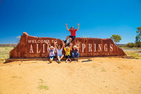 Coach Transfer From Kings Canyon To Alice Springs - Tourism Guide 1