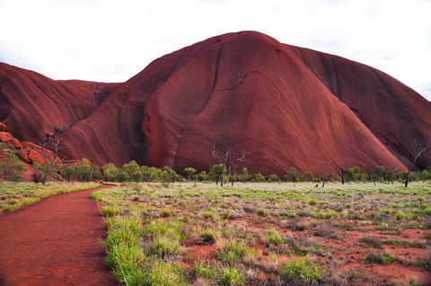 Ayers Rock Combo: Uluru Base And Sunset Plus Uluru Sunrise And Kata Tjuta With An Optional BBQ Dinner Or Kings Canyon Day Trip - Tourism Guide 5