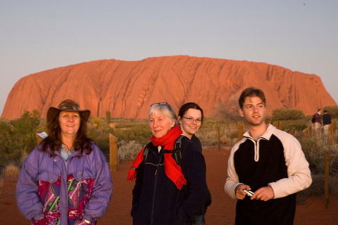 5-Day Uluru (Ayers Rock) And Kata Tjuta 4WD Camping Tour - Tourism Guide 1