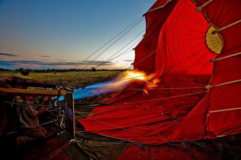 Early Morning Ballooning In Alice Springs - Tourism Guide 5
