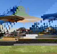 Davies Square Wallaroo - Tourism Guide