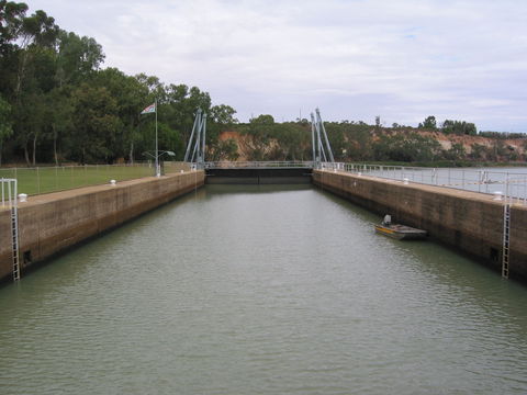 Lock 4 - Tourism Guide 0