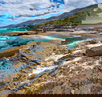 Singing Stones Beach - Tourism Guide