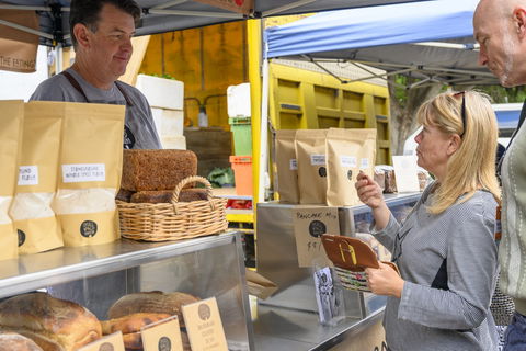 Willunga Farmers Market - Tourism Guide 1
