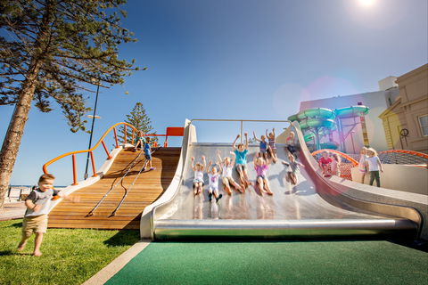 Glenelg Foreshore Playspace And Coastal Reserve - Tourism Guide 2