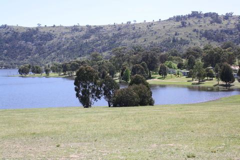 Lake Wyangala - Travel Agents 2