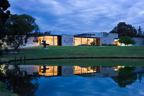 McClelland Sculpture Park + Gallery - Tourism Guide 1