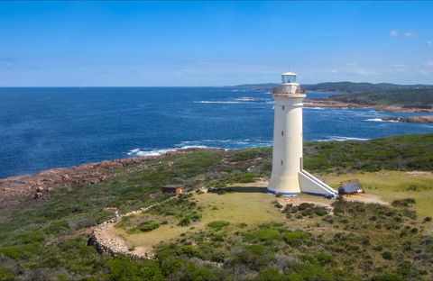 Point Stephens Lighthouse And Fingal Island - Tourism Guide 0