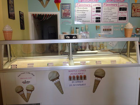 The Pier View Lolly Shop - Tourism Guide 2